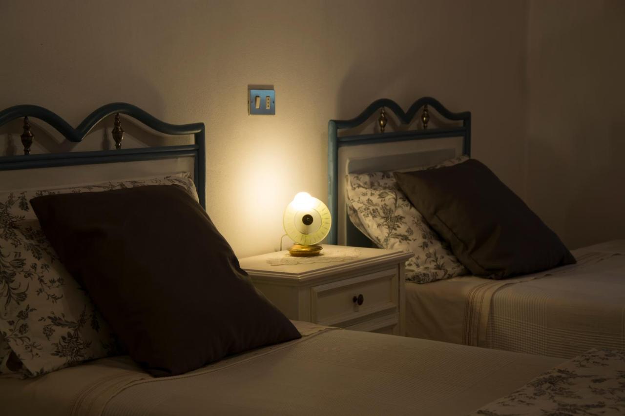Bed and Breakfast Bb Chiavenna Centro Storico Exterior foto