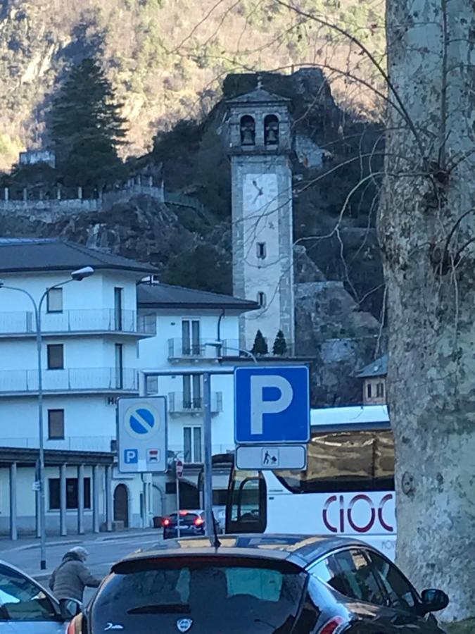 Bed and Breakfast Bb Chiavenna Centro Storico Exterior foto